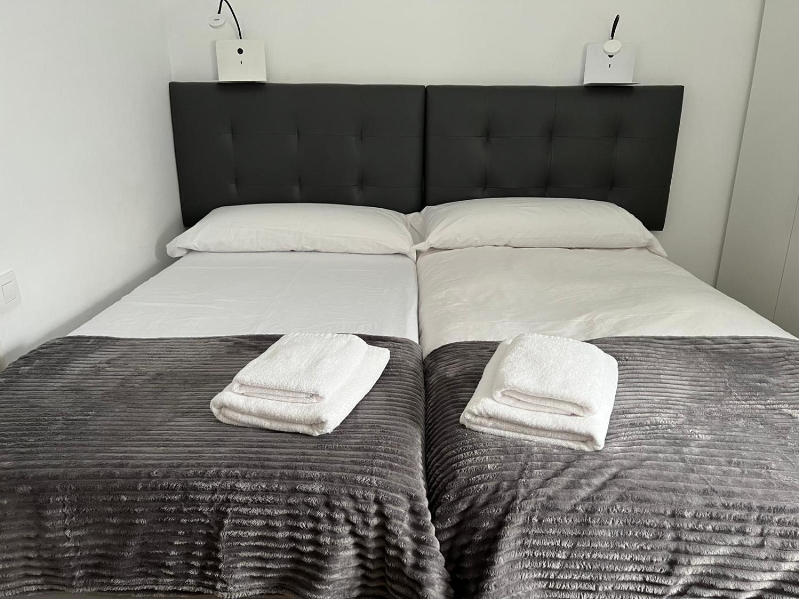 H&H Suite Espectacular Apartamento En El Centro De Granada Dış mekan fotoğraf