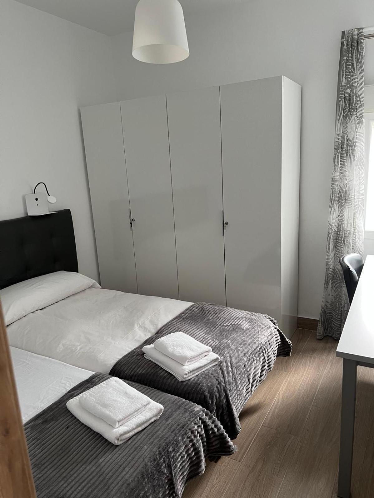 H&H Suite Espectacular Apartamento En El Centro De Granada Dış mekan fotoğraf