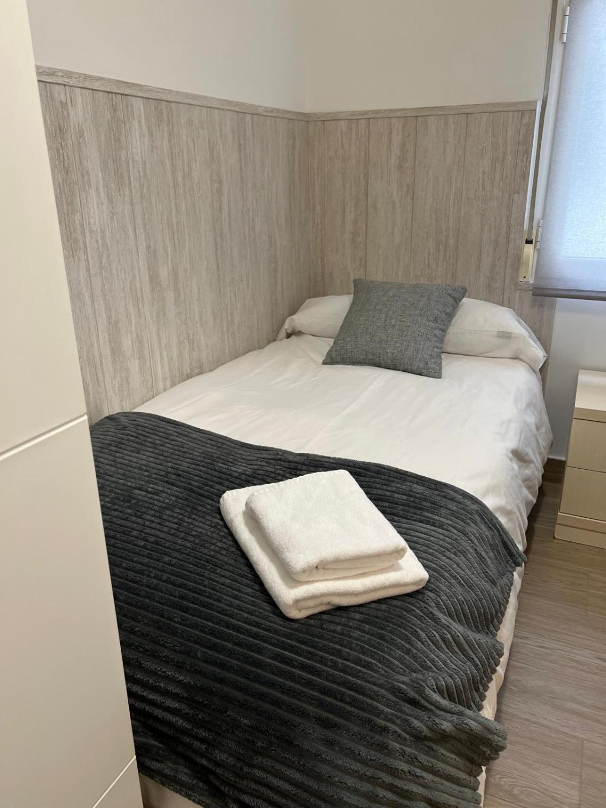 H&H Suite Espectacular Apartamento En El Centro De Granada Dış mekan fotoğraf